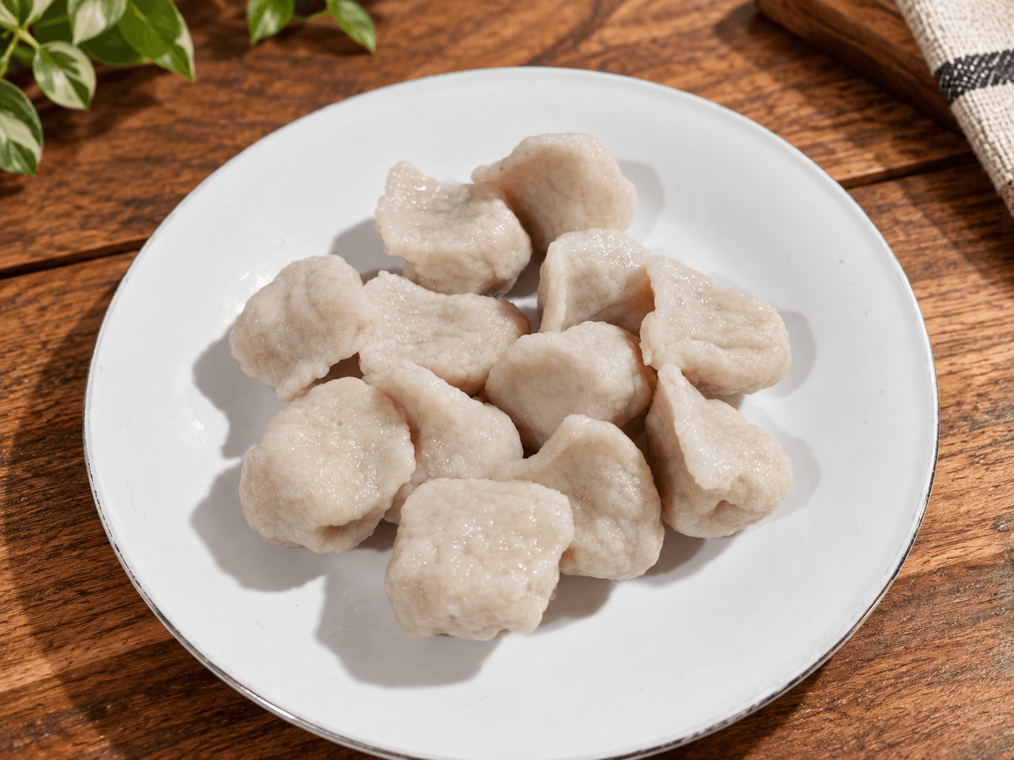 Pempek bentuk telor